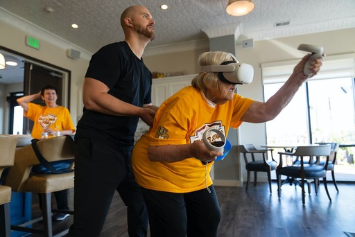 Minnesota therapists use virtual reality to help patients conquer fears Image